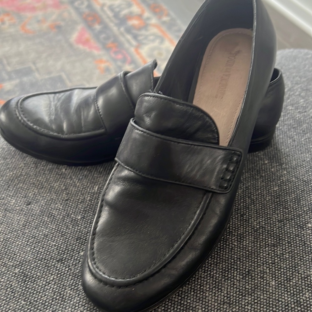 Pour la Victoire-  black loafers.  Size 7.5